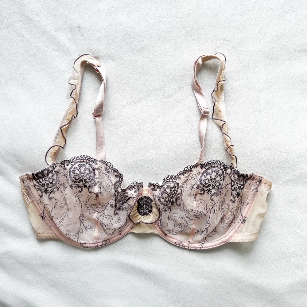 Chantelle Cream and Purple Sheer Lace  Embroidered Bra with Scalloped Straps 34D